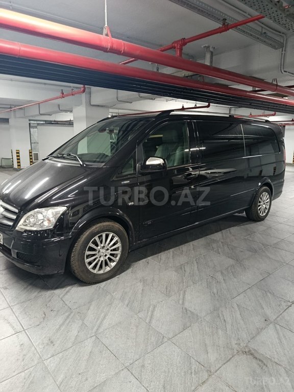 Mercedes V 350