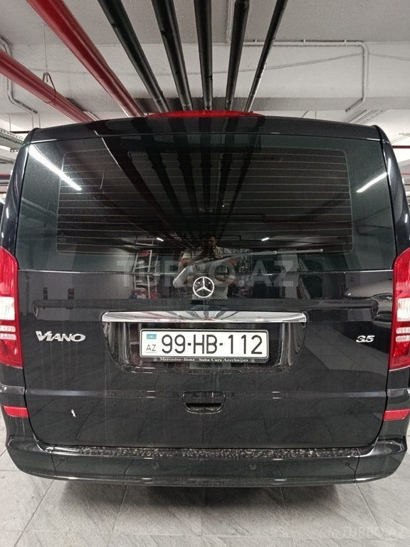 Mercedes V 350
