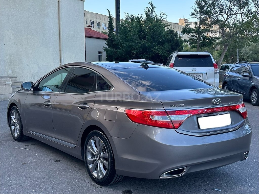 Hyundai Grandeur