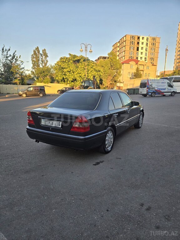 Mercedes C 220