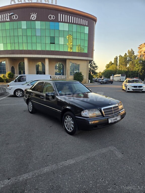 Mercedes C 220
