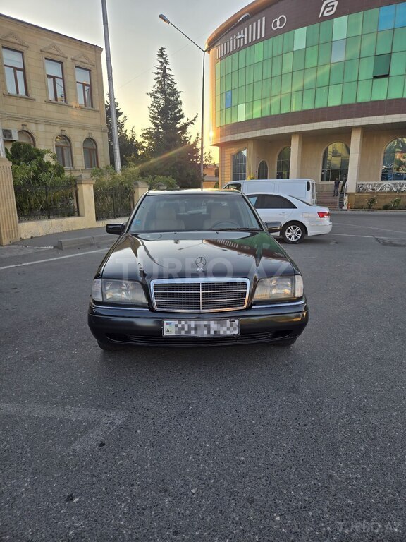 Mercedes C 220