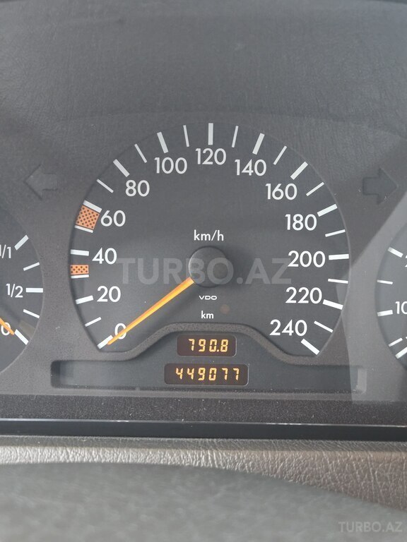 Mercedes C 220