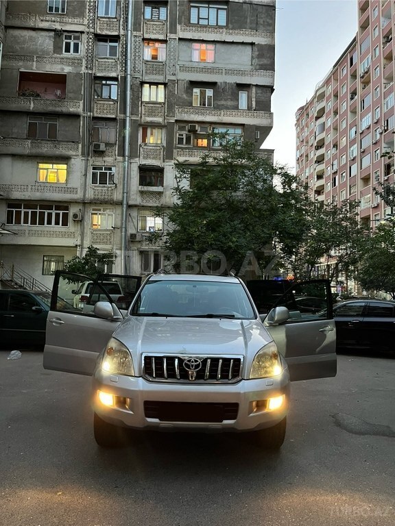Toyota Land Cruiser Prado