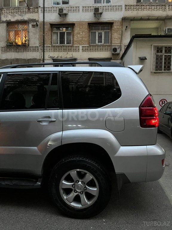 Toyota Land Cruiser Prado