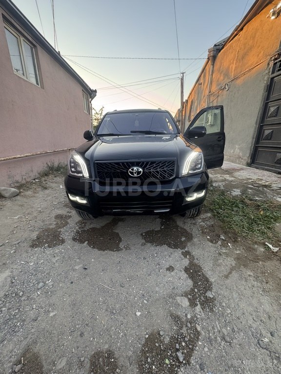 Toyota Land Cruiser Prado