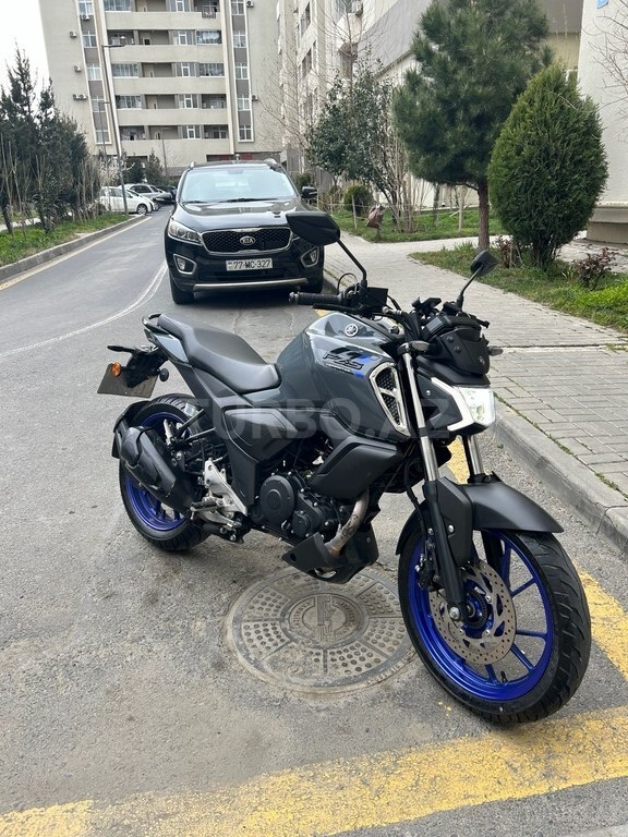 Yamaha FZ-S FI Deluxe
