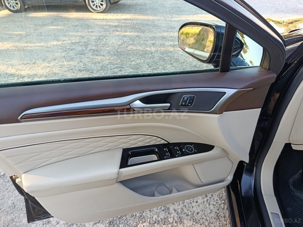 Ford Fusion (North America)