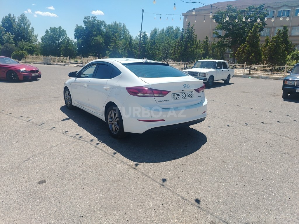 Hyundai Avante