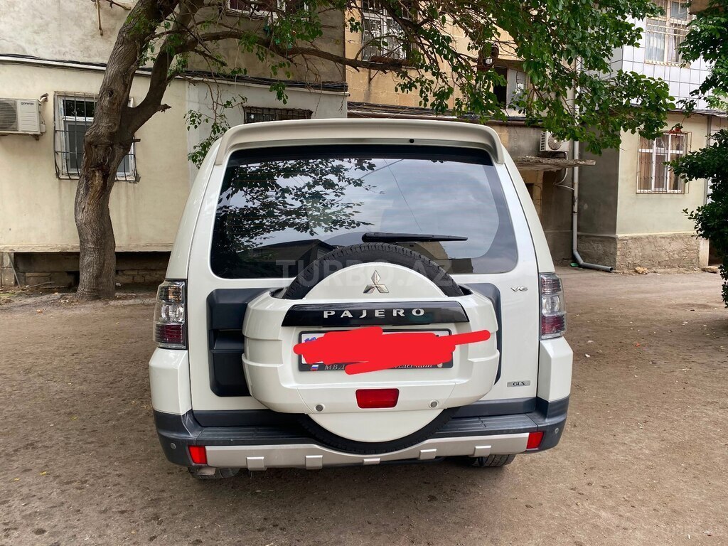 Mitsubishi Pajero