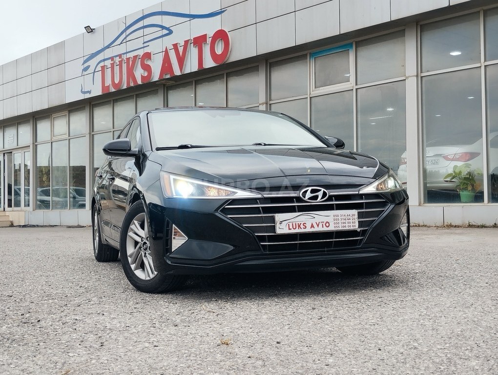 Hyundai Elantra