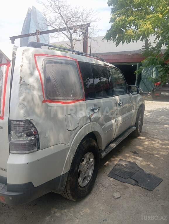 Mitsubishi Pajero