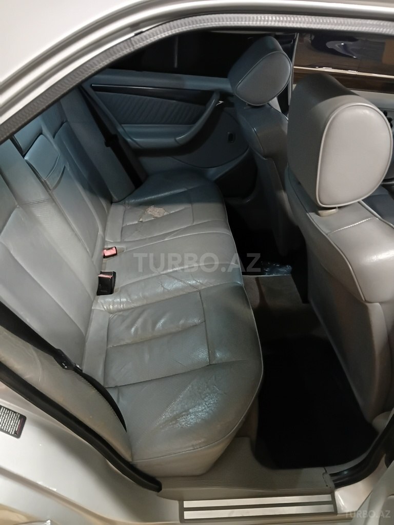 Mercedes C 230