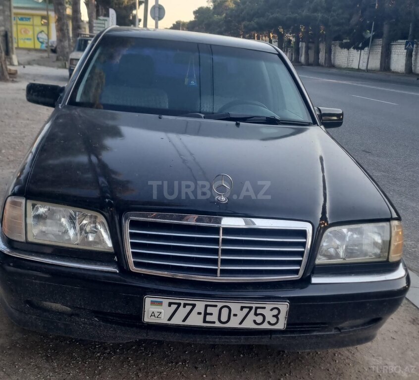 Mercedes C 200