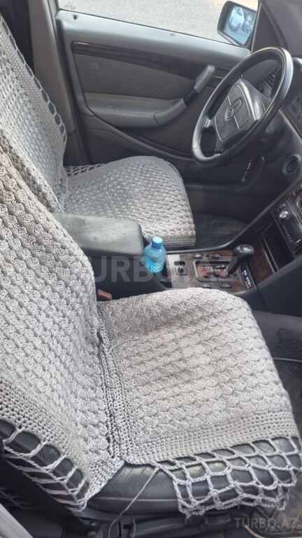 Mercedes C 200