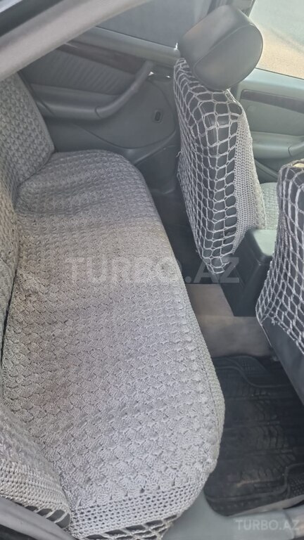 Mercedes C 200
