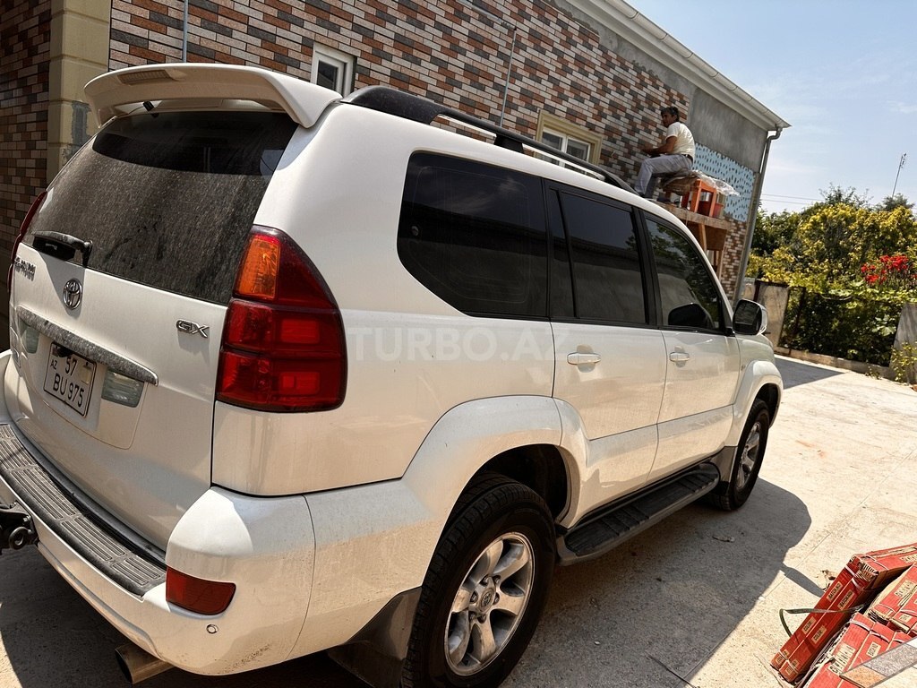 Toyota Land Cruiser Prado