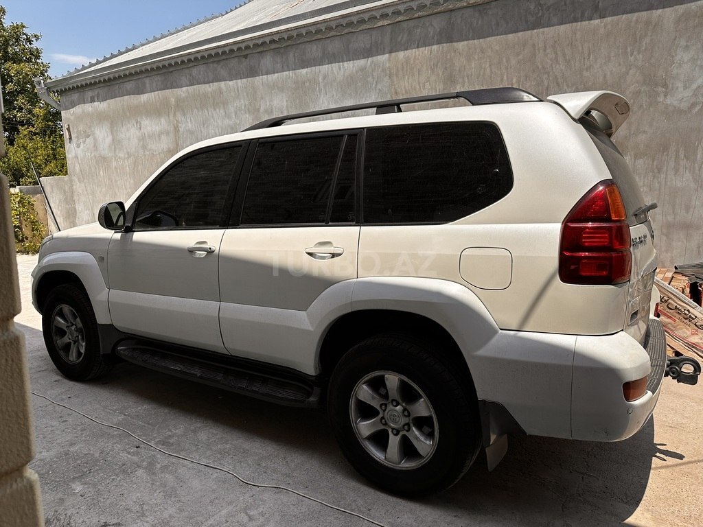 Toyota Land Cruiser Prado
