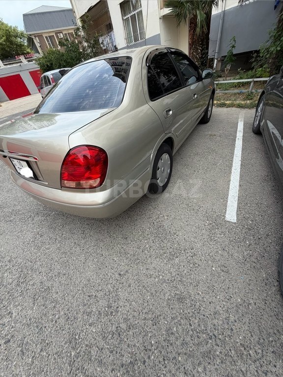 Nissan Sunny