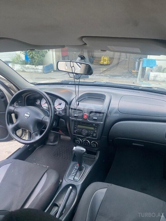 Nissan Sunny