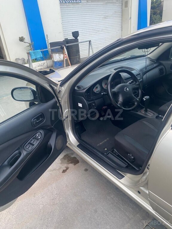 Nissan Sunny