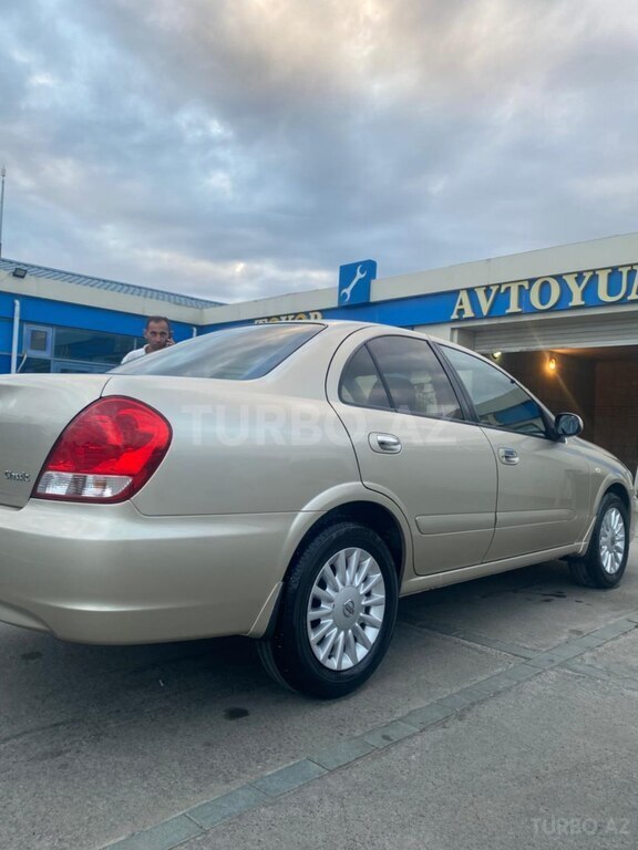 Nissan Sunny