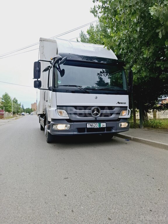 Mercedes Atego 818