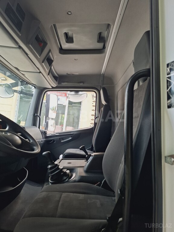 Mercedes Atego 818