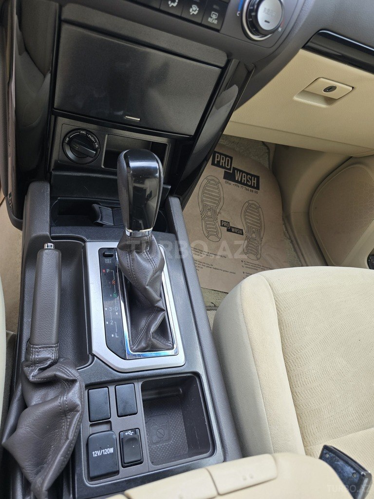 Toyota Land Cruiser Prado