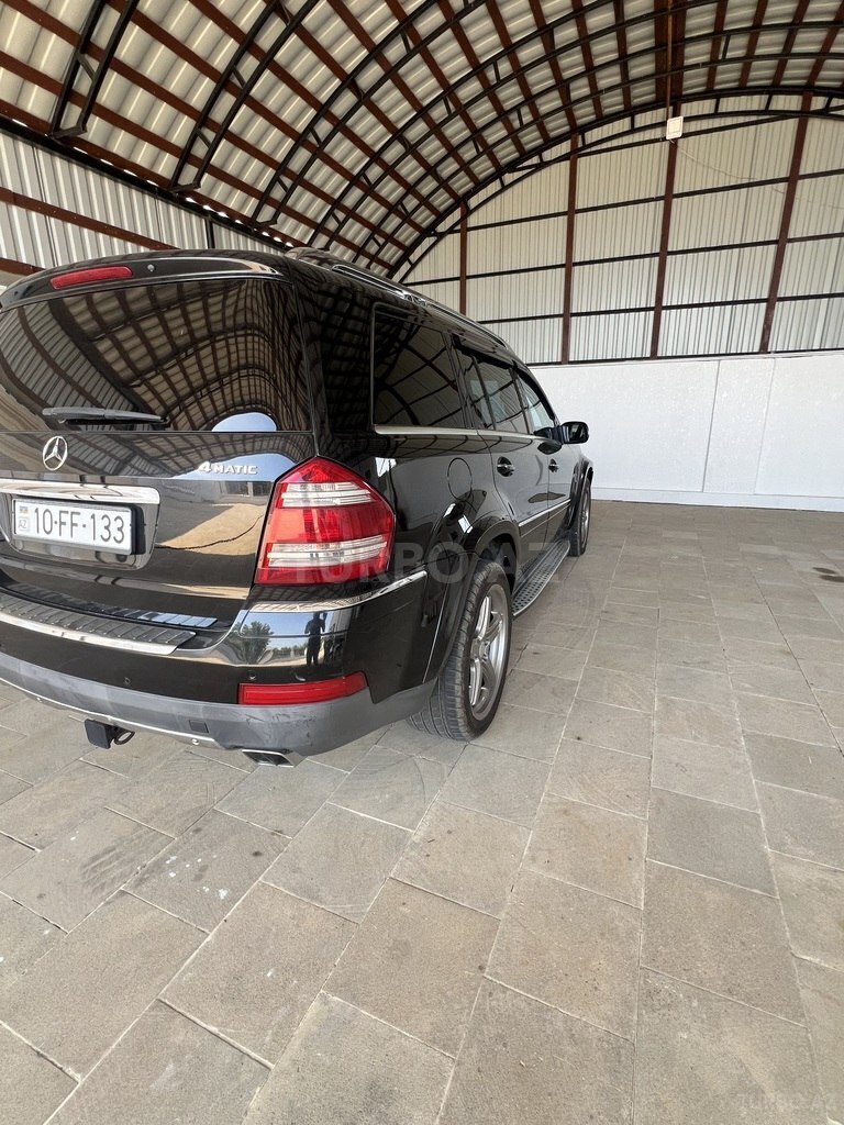 Mercedes GL 550 4MATIC