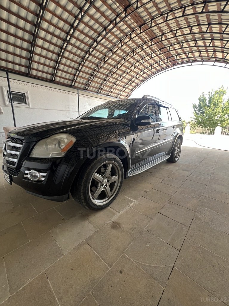 Mercedes GL 550 4MATIC