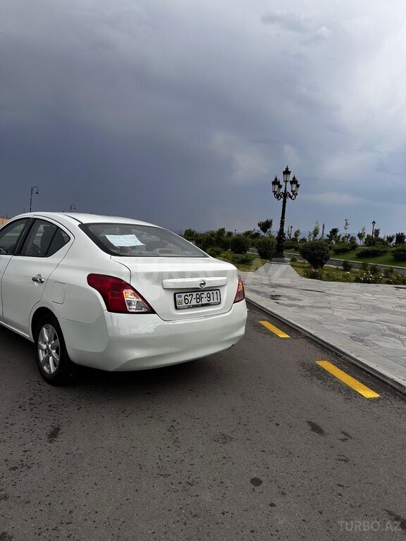 Nissan Sunny