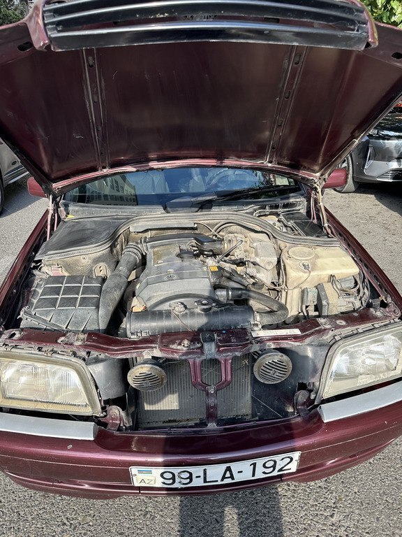 Mercedes C 180