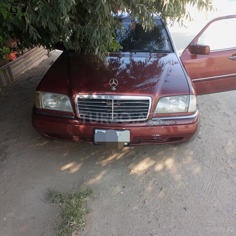 Mercedes C 180