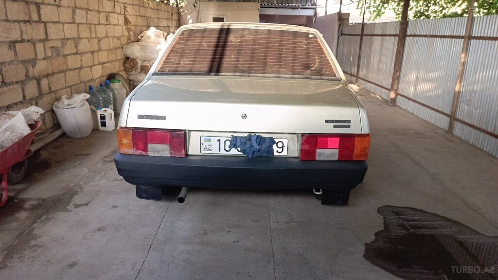 LADA (VAZ) 21099