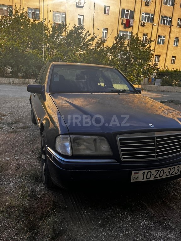 Mercedes C 180