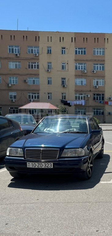 Mercedes C 180