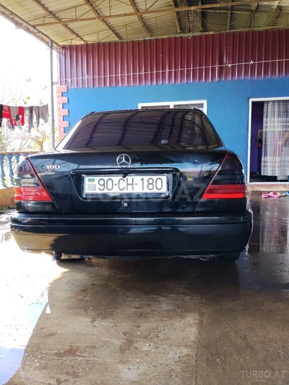 Mercedes C 180