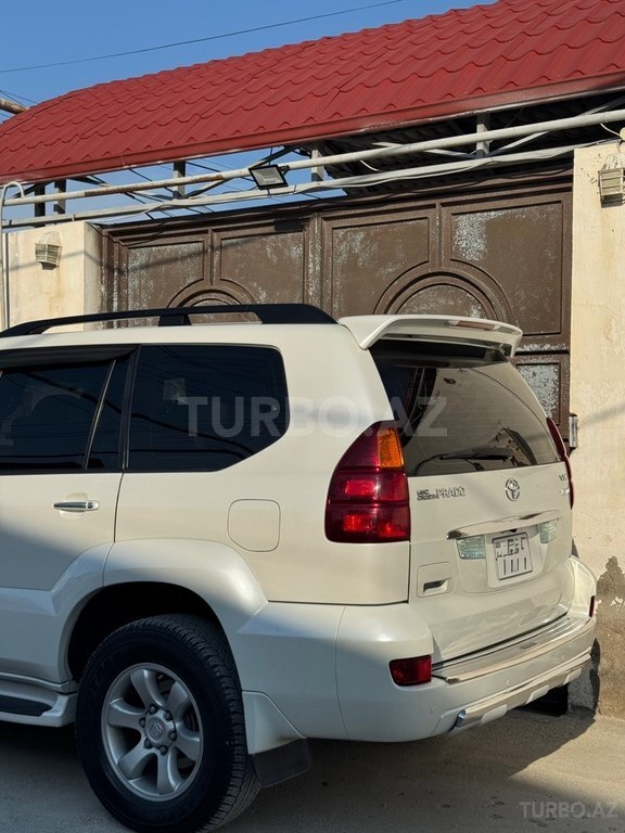 Toyota Land Cruiser Prado