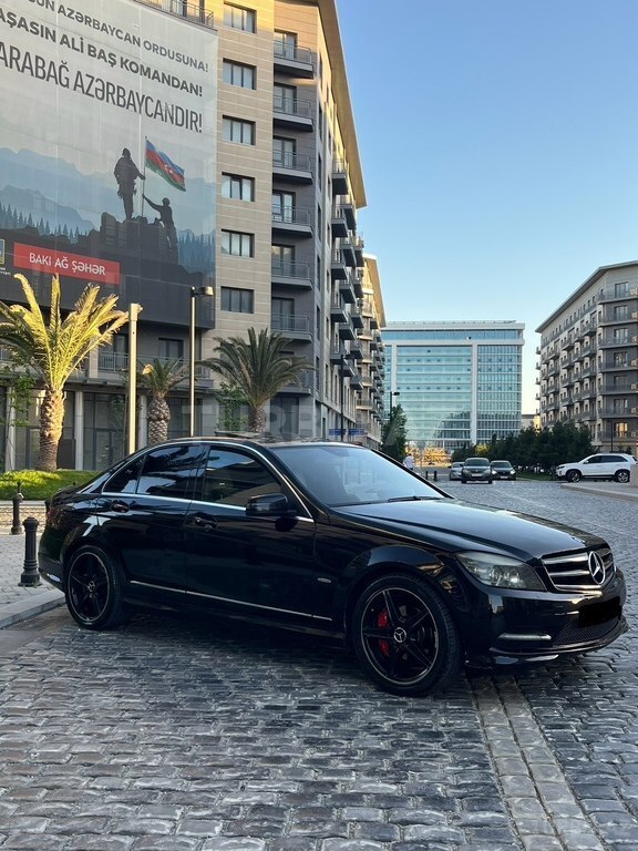 Mercedes C 300 4MATIC