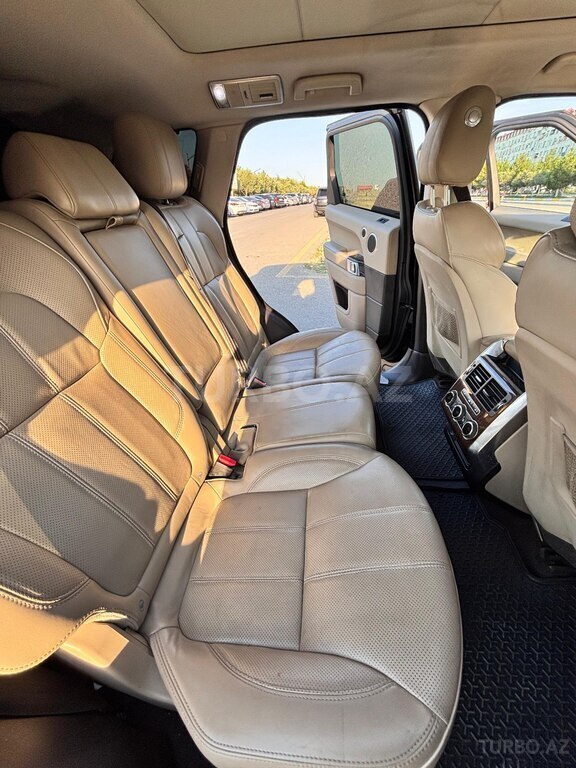 Land Rover RR Sport