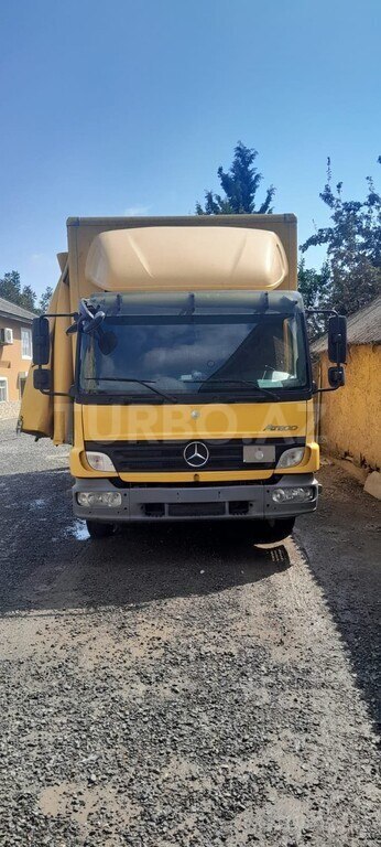 Mercedes Atego 818