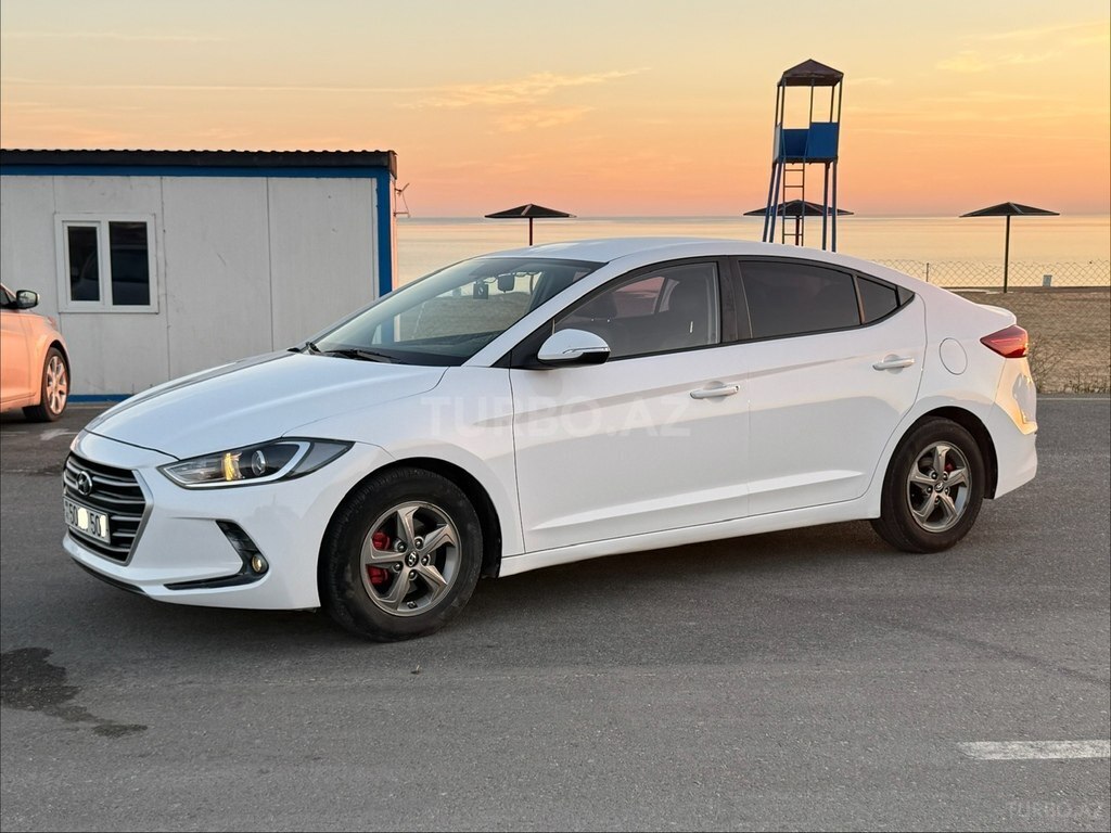 Hyundai Elantra