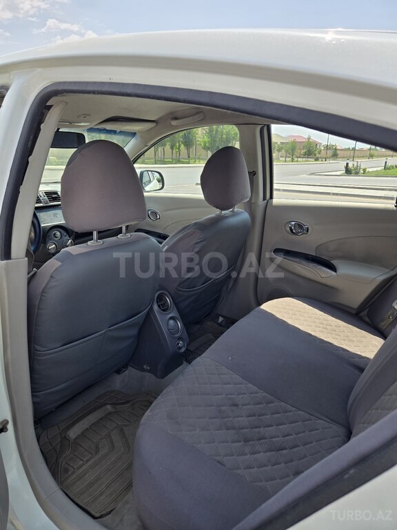 Nissan Sunny