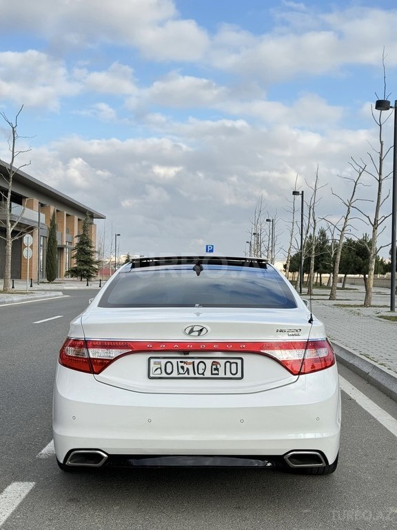 Hyundai Grandeur