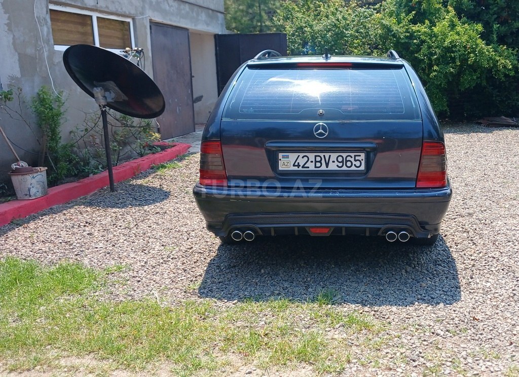 Mercedes C 180