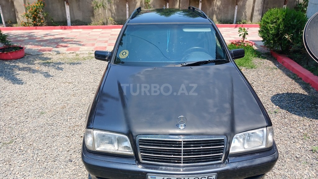 Mercedes C 180