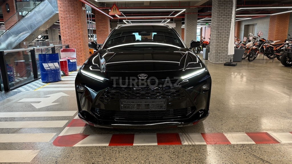 Toyota Crown Signia