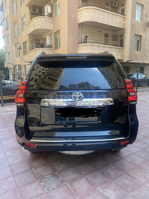 Toyota Land Cruiser Prado