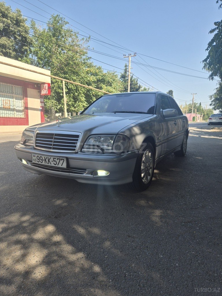 Mercedes C 220